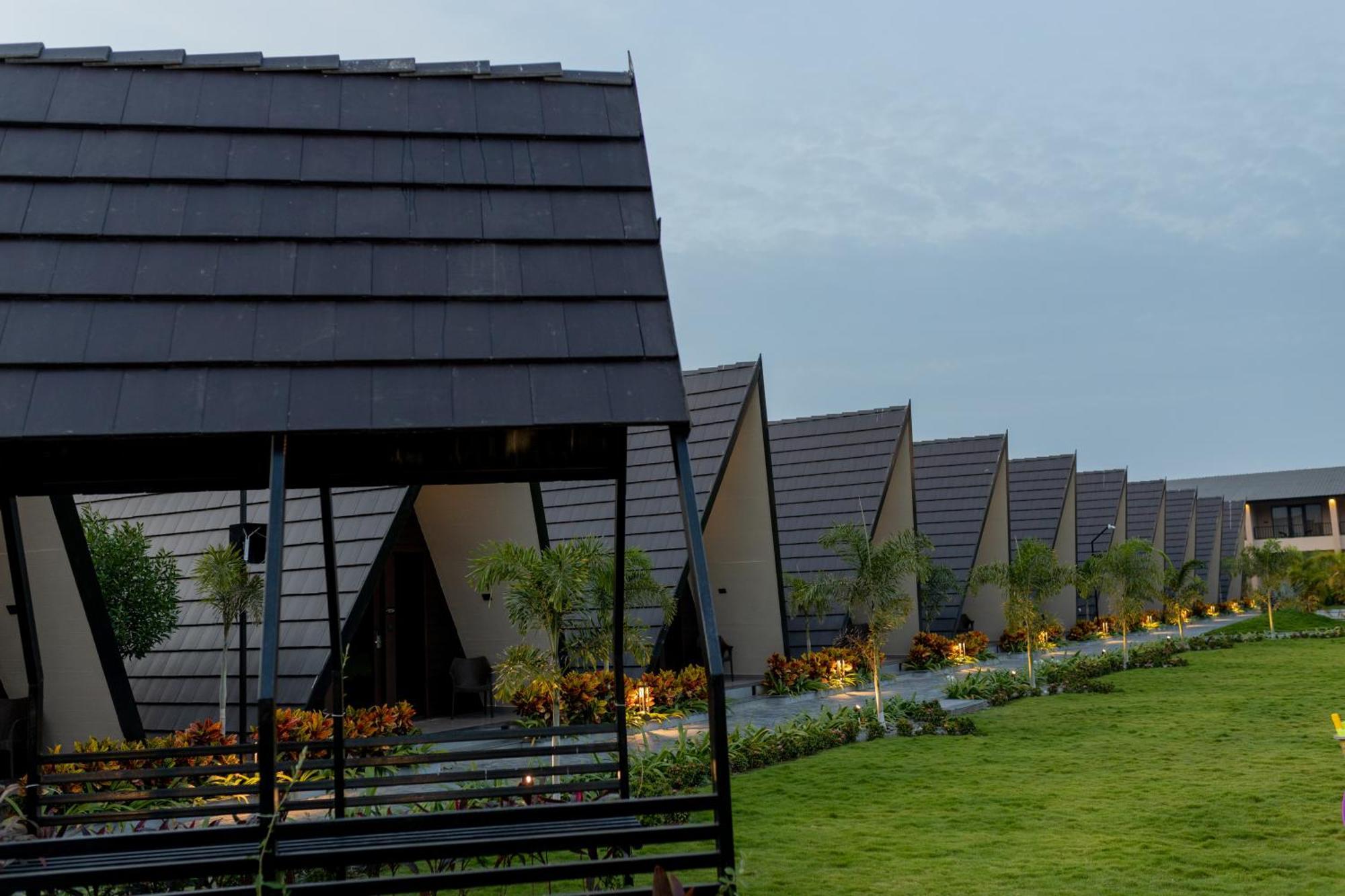Regenta Resort Vindhyachal, Statue Of Unity Kevadia エクステリア 写真