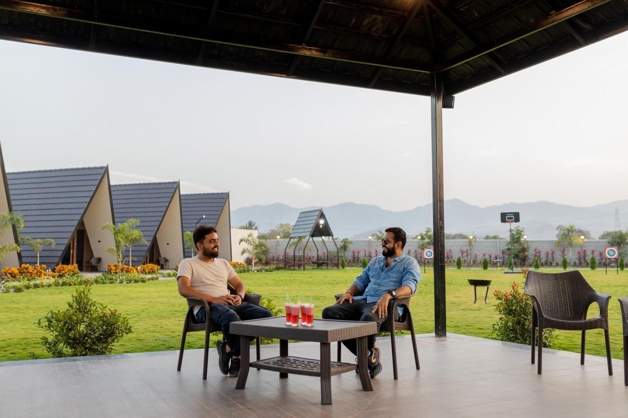 Regenta Resort Vindhyachal, Statue Of Unity Kevadia エクステリア 写真