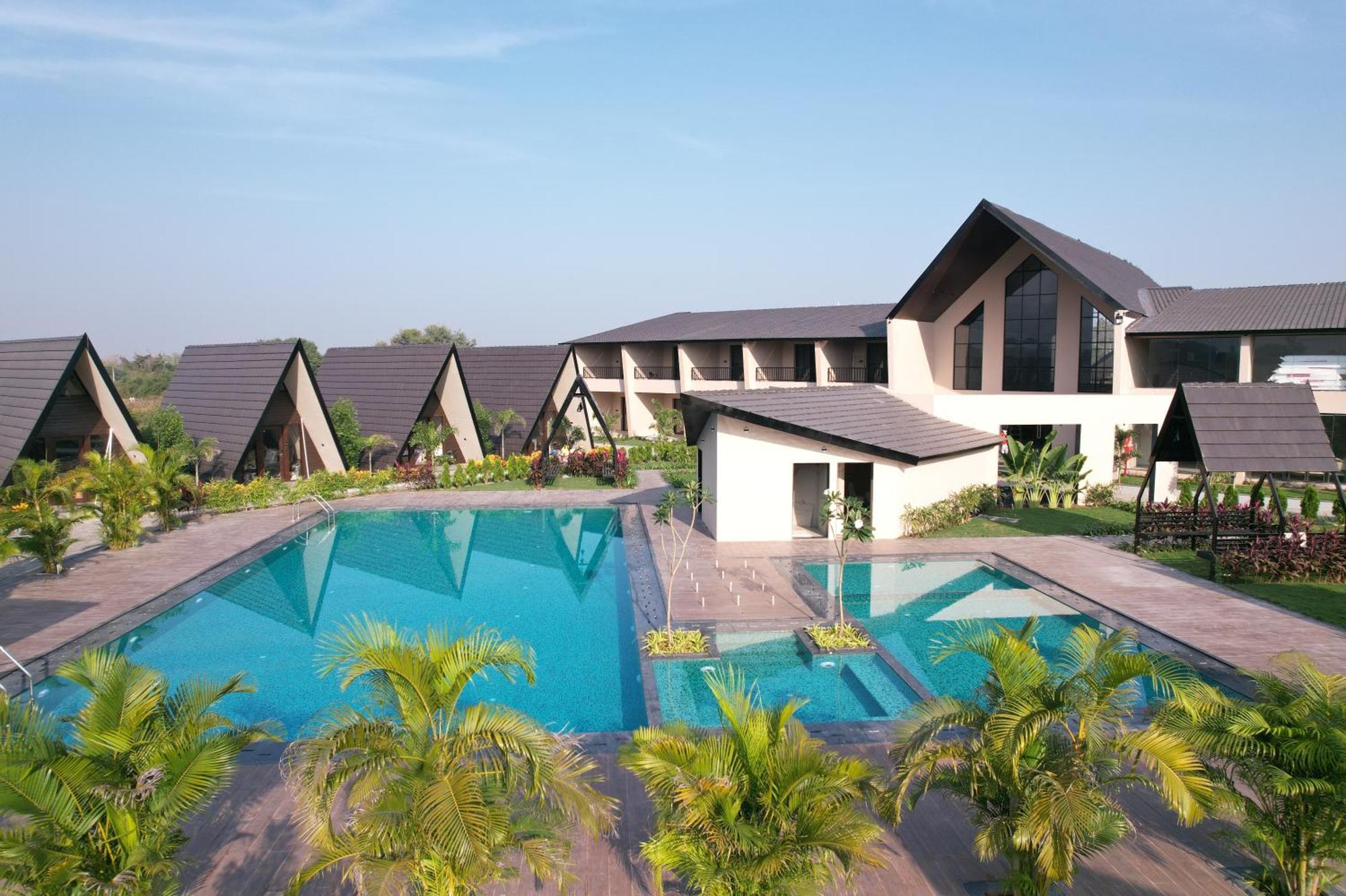 Regenta Resort Vindhyachal, Statue Of Unity Kevadia エクステリア 写真