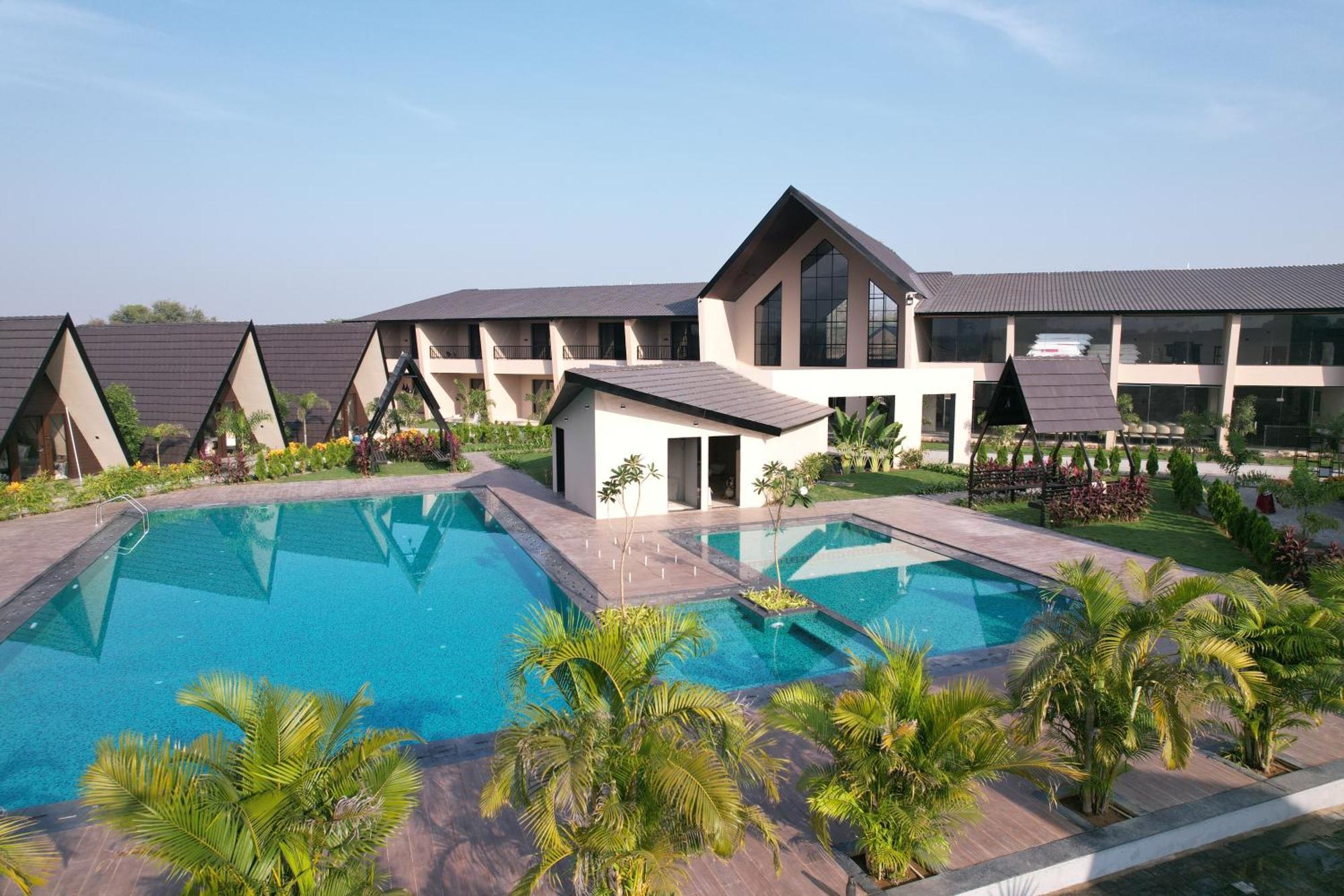 Regenta Resort Vindhyachal, Statue Of Unity Kevadia エクステリア 写真