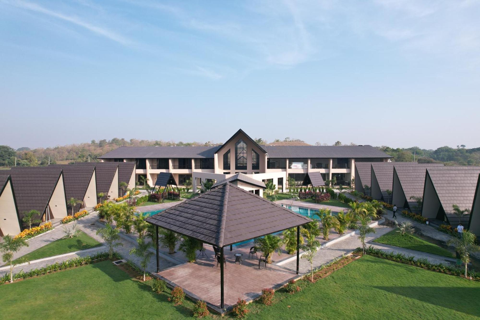 Regenta Resort Vindhyachal, Statue Of Unity Kevadia エクステリア 写真