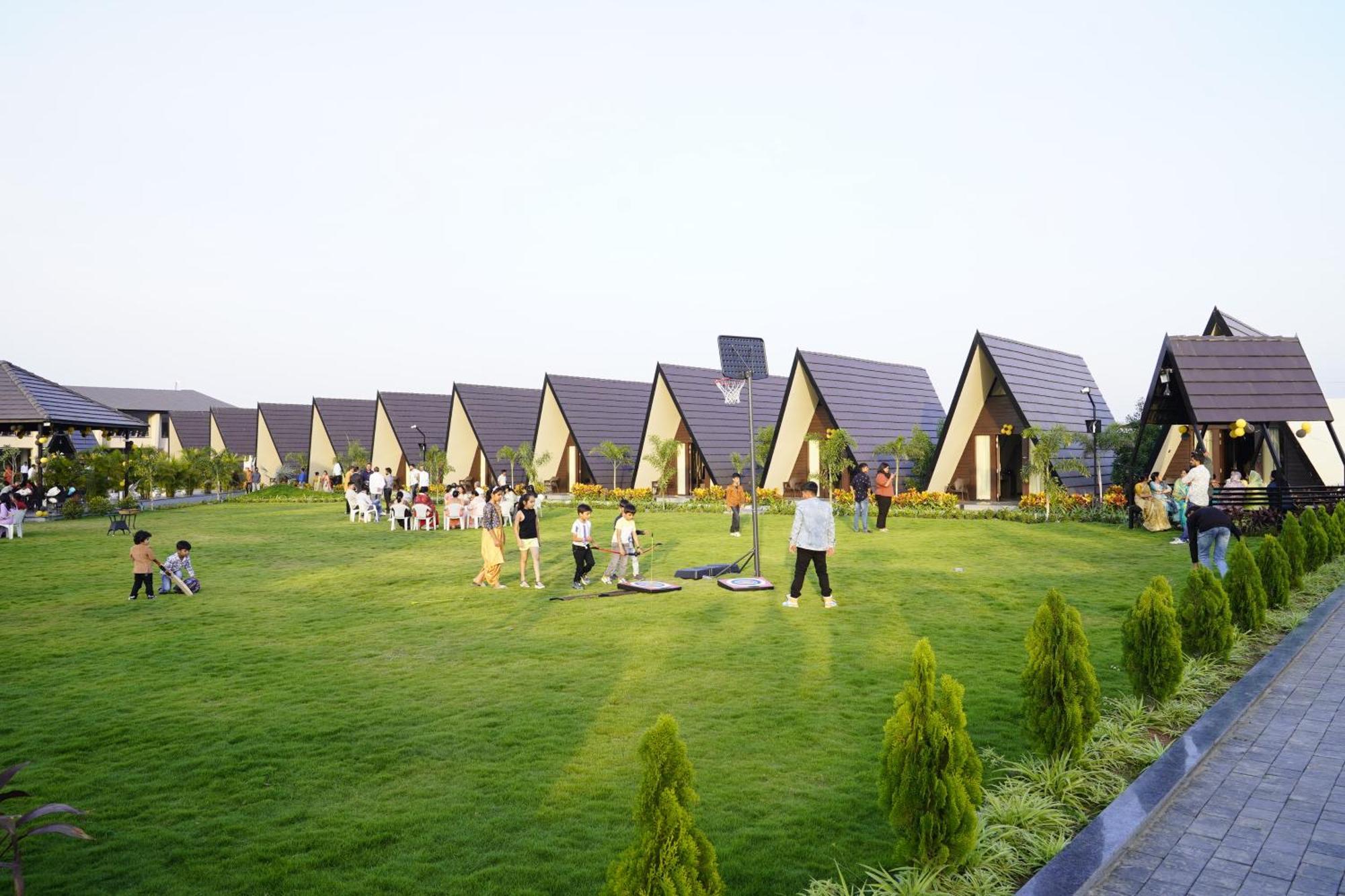 Regenta Resort Vindhyachal, Statue Of Unity Kevadia エクステリア 写真
