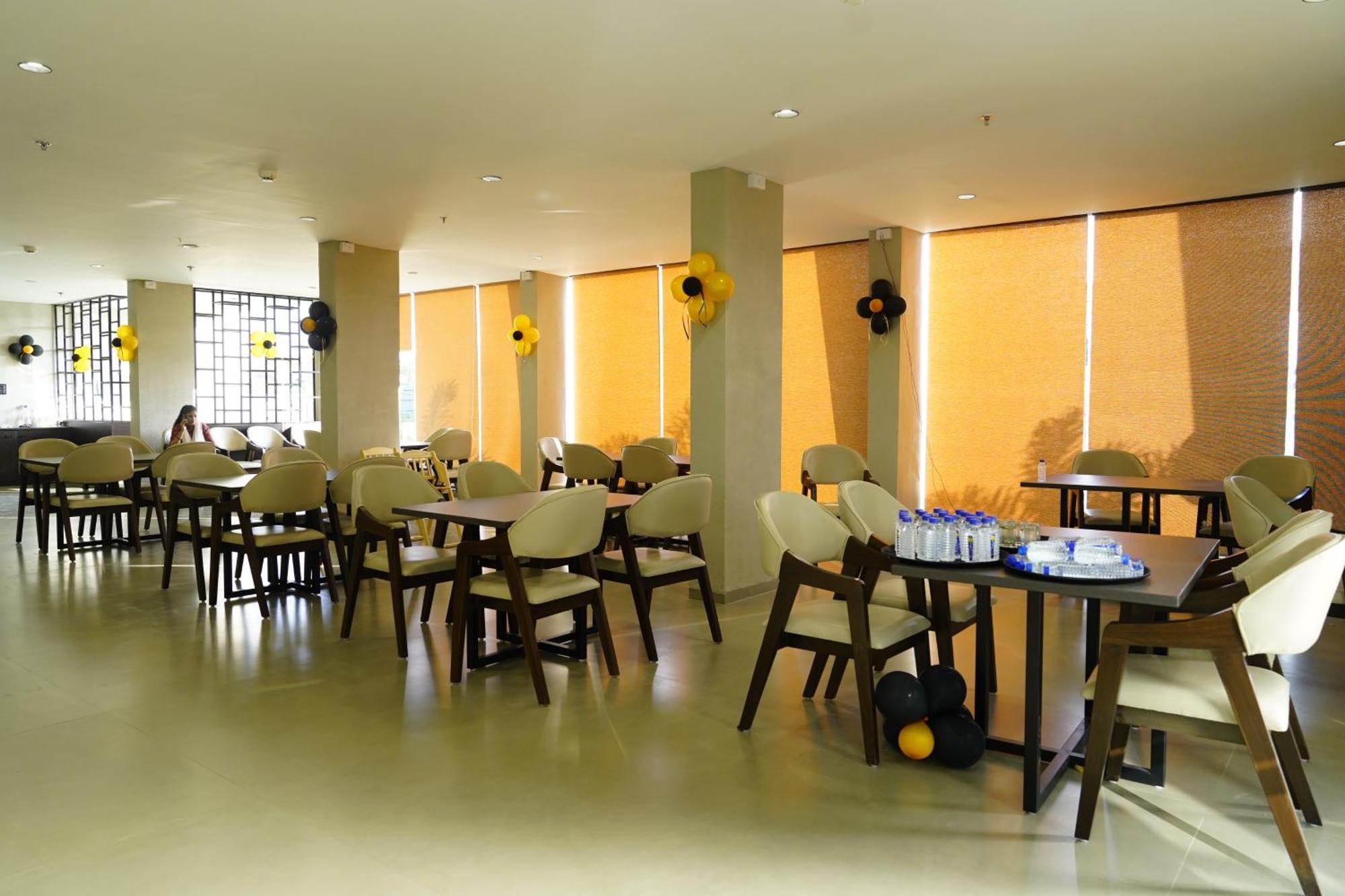 Regenta Resort Vindhyachal, Statue Of Unity Kevadia エクステリア 写真