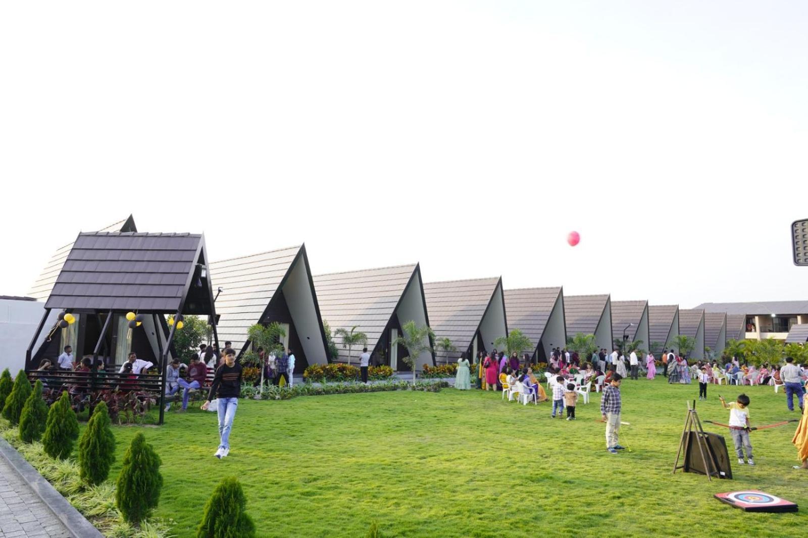 Regenta Resort Vindhyachal, Statue Of Unity Kevadia エクステリア 写真