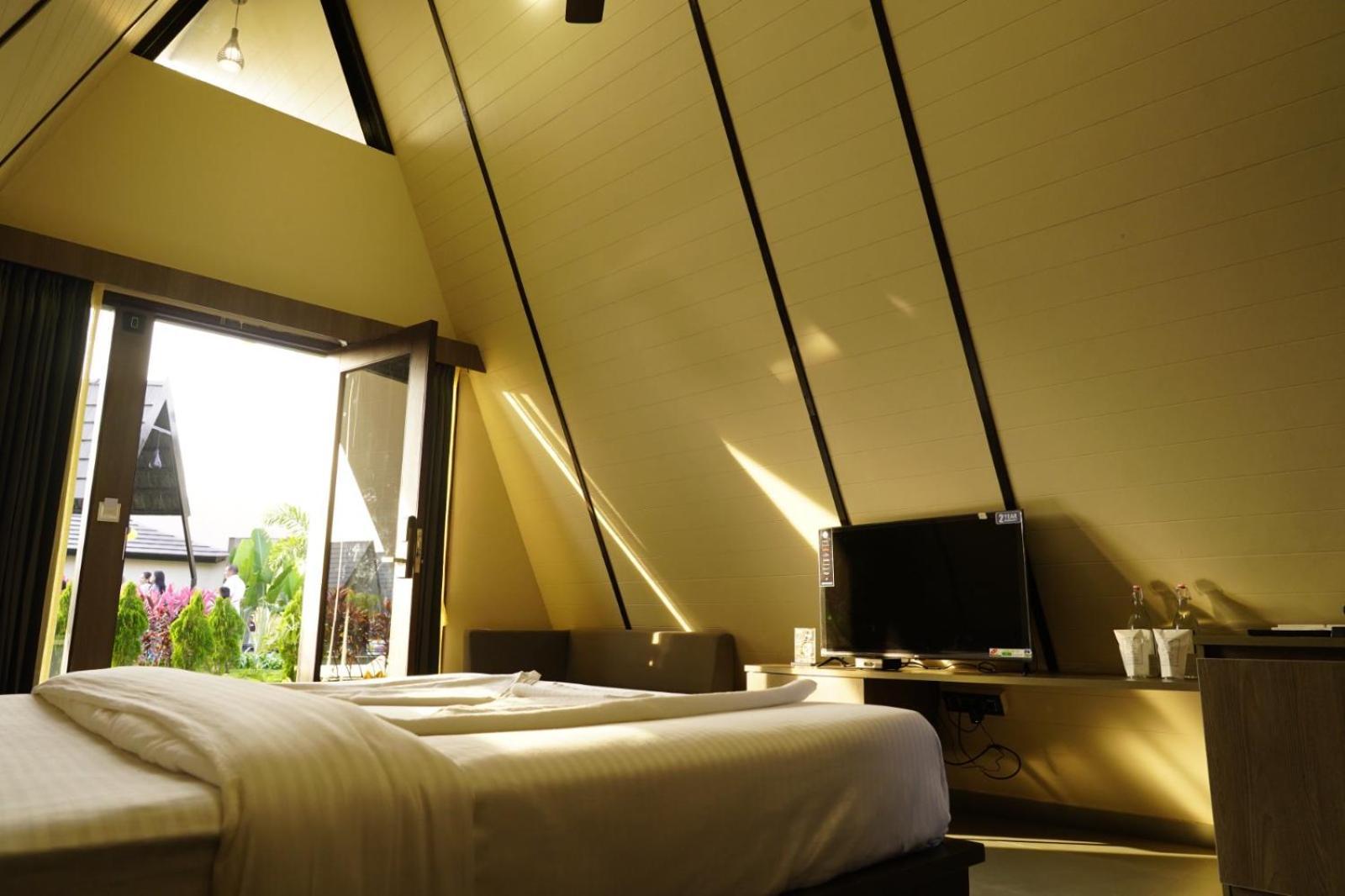 Regenta Resort Vindhyachal, Statue Of Unity Kevadia エクステリア 写真