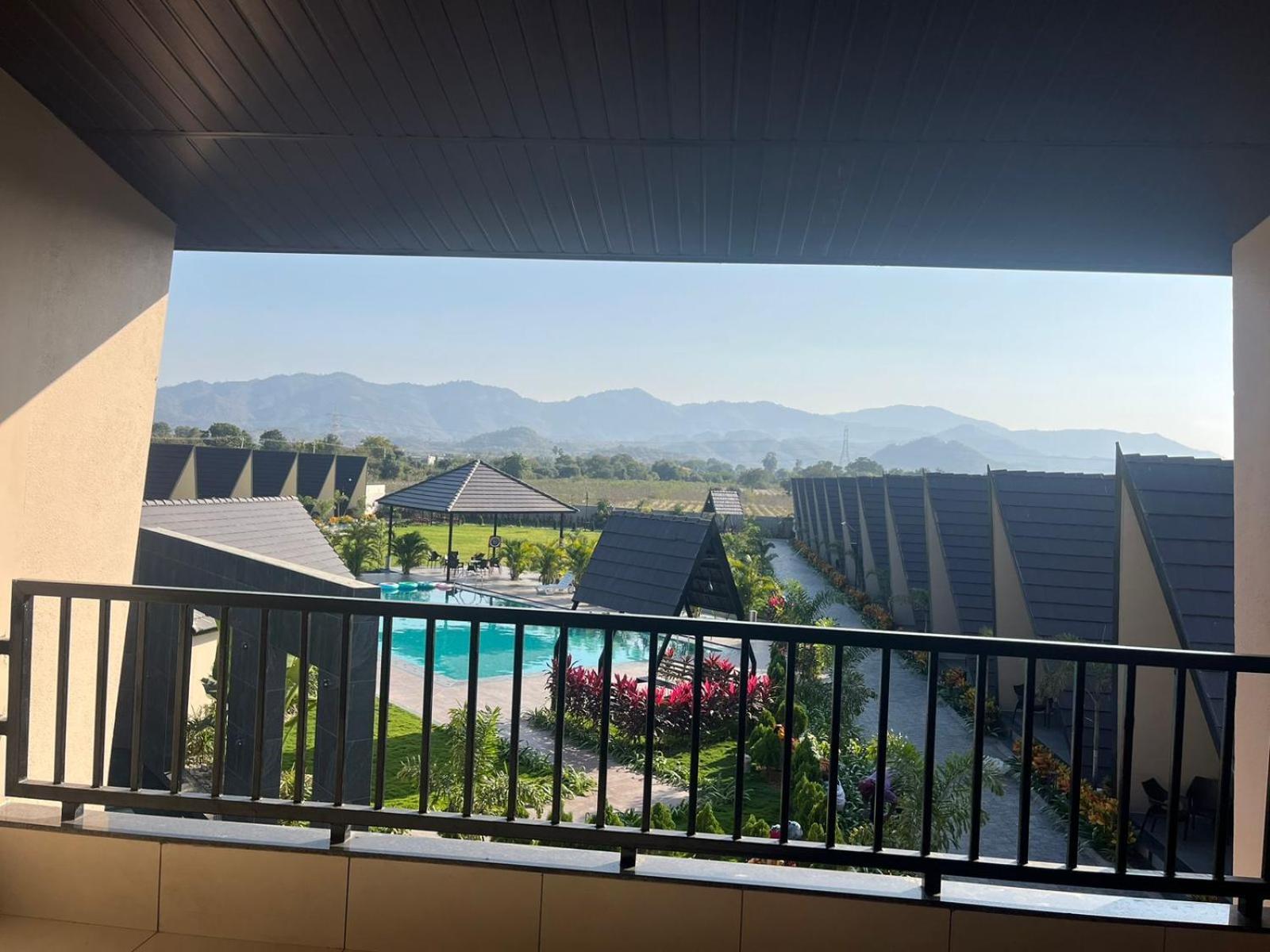 Regenta Resort Vindhyachal, Statue Of Unity Kevadia エクステリア 写真